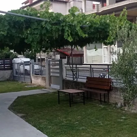 Willa Το Άλλο Σπίτι... Aridaía Zewnętrze zdjęcie